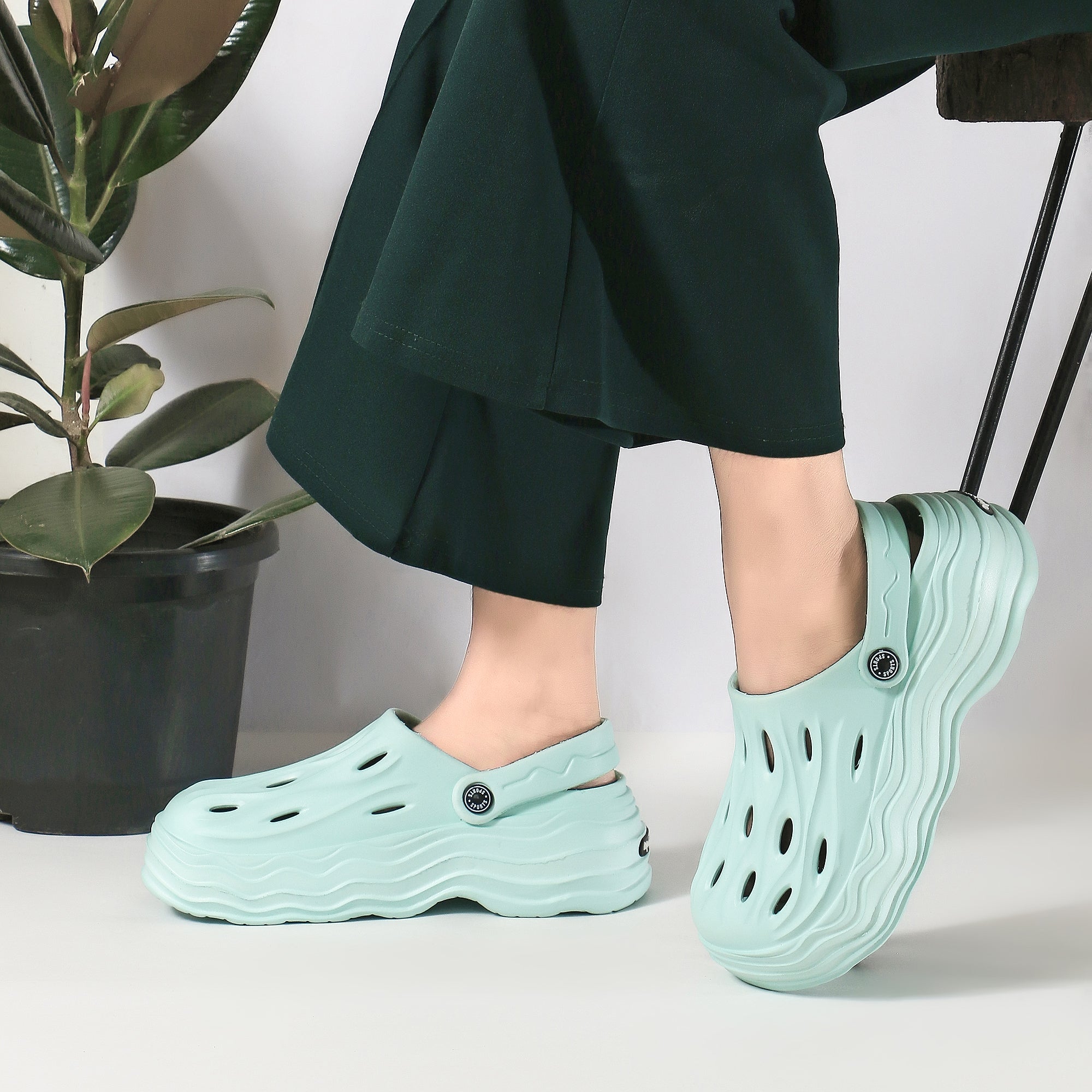 Clogs, But Make It Fashion: 5 Effortless Styling Tips