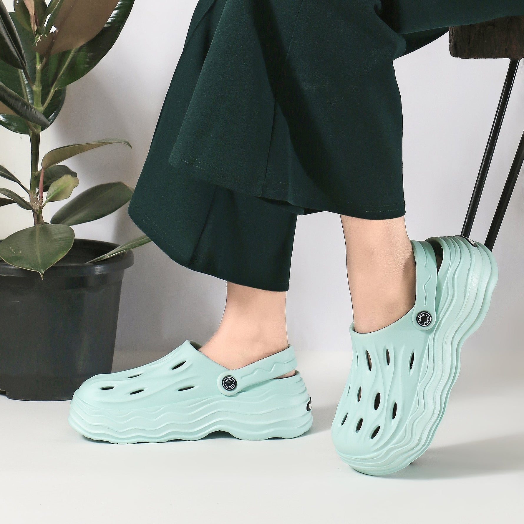 Clogs, But Make It Fashion: 5 Effortless Styling Tips