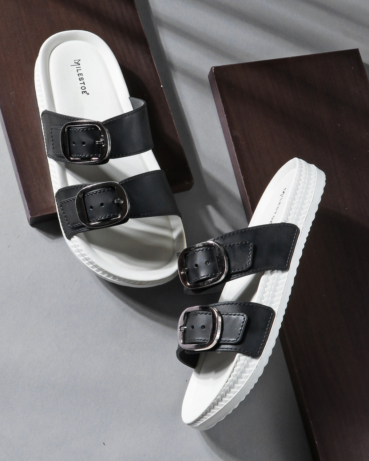 OASIS BLACK